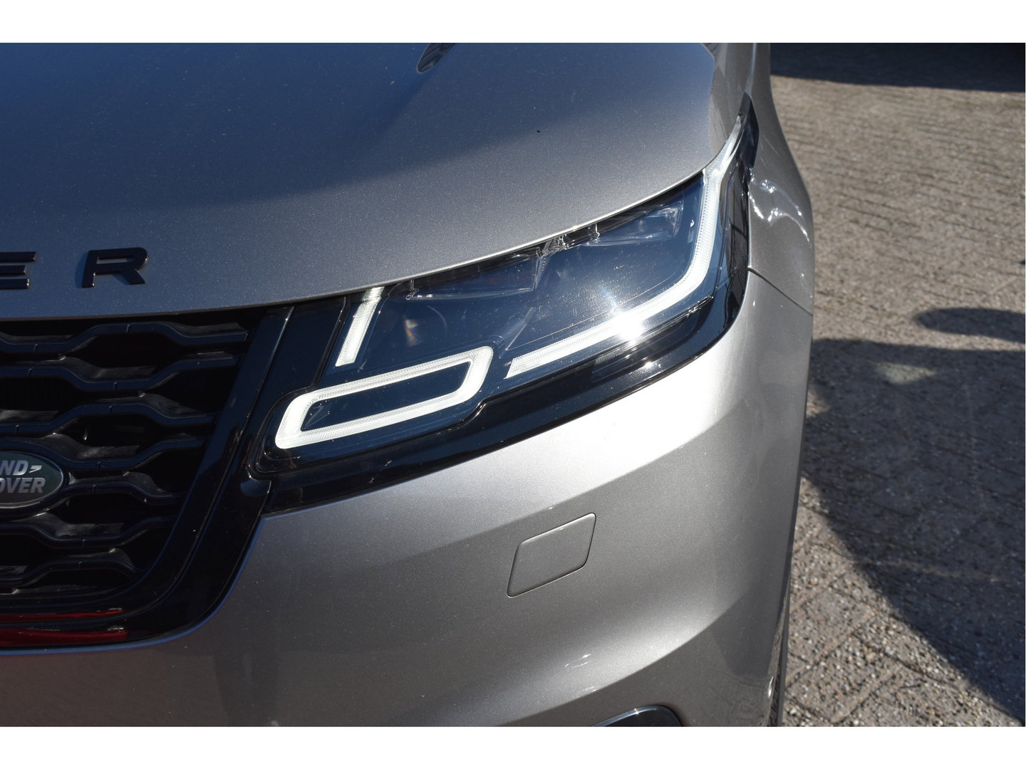 Land Rover Range Rover Velar 3.0 V6 AWD R-Dynamic HSE, ORGINEEL NEDERLANDSE AUTO , BOEKJES,NAP EN ONDERHOUDSHISTORIE