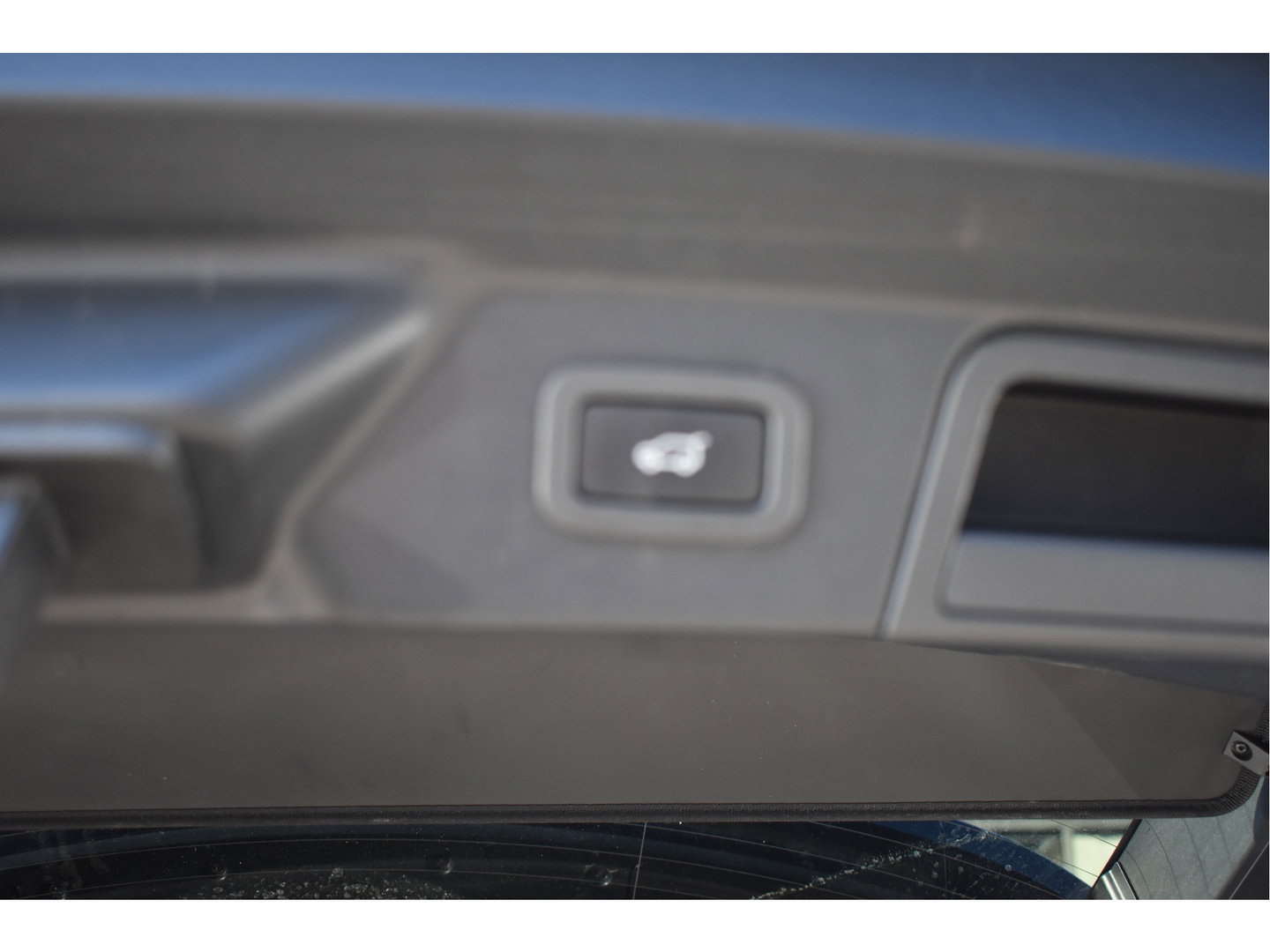 Land Rover Range Rover Velar 3.0 V6 AWD R-Dynamic HSE, ORGINEEL NEDERLANDSE AUTO , BOEKJES,NAP EN ONDERHOUDSHISTORIE