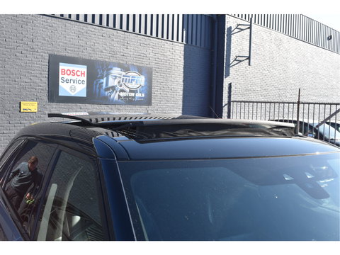 Land Rover Range Rover Velar 3.0 V6 AWD R-Dynamic HSE, ORGINEEL NEDERLANDSE AUTO , BOEKJES,NAP EN ONDERHOUDSHISTORIE