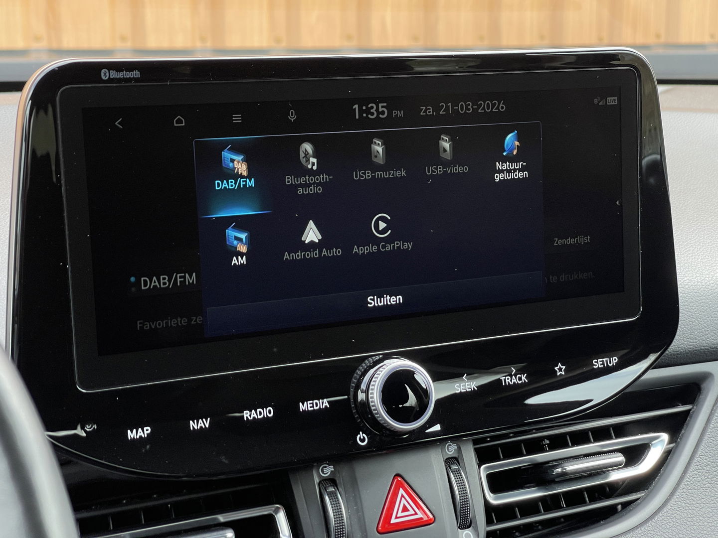 Hyundai i30 Wagon 1.5 T-GDi MHEV Premium | Trekhaak | Stuurwielverarming | Apple Carplay | Stoelverwarming | Achteruitrijcamera | Stop&GO |