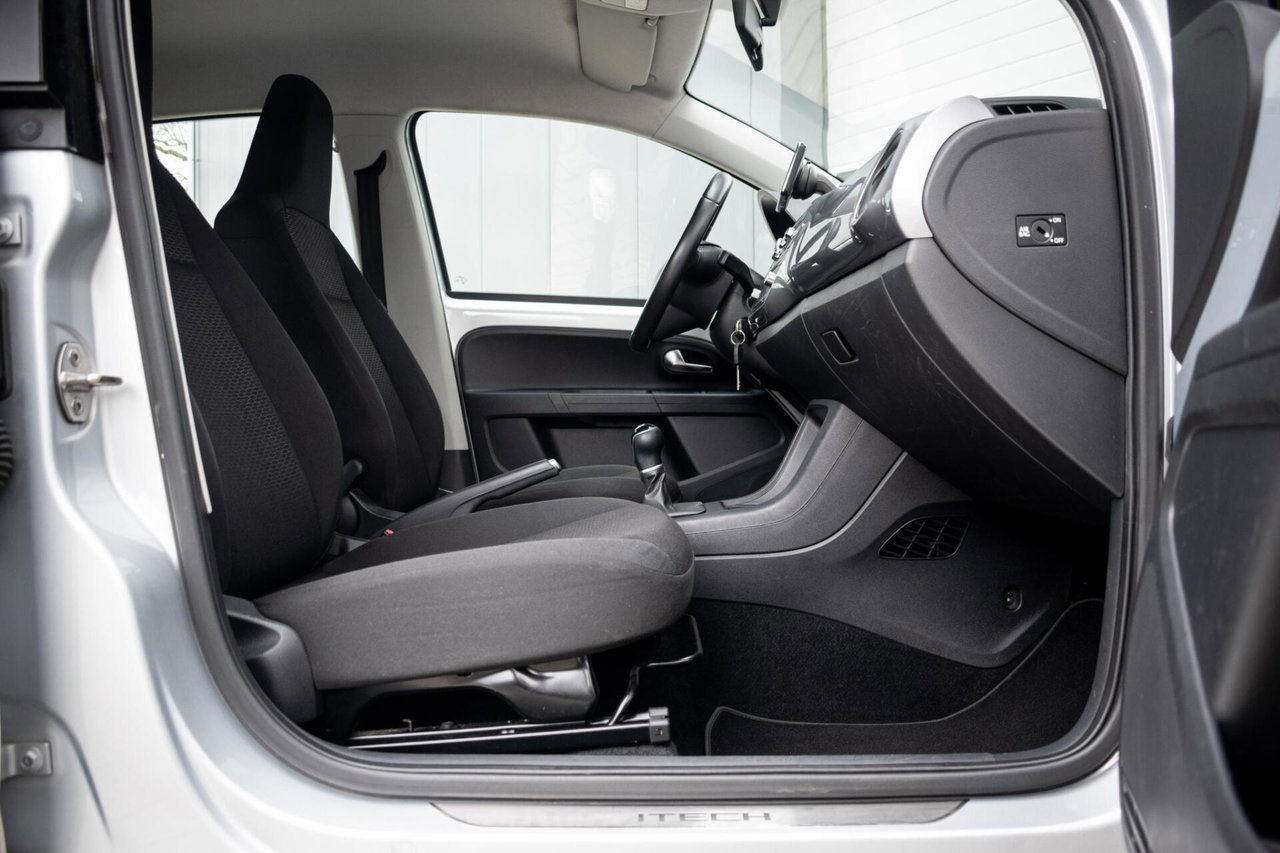 SEAT Mii