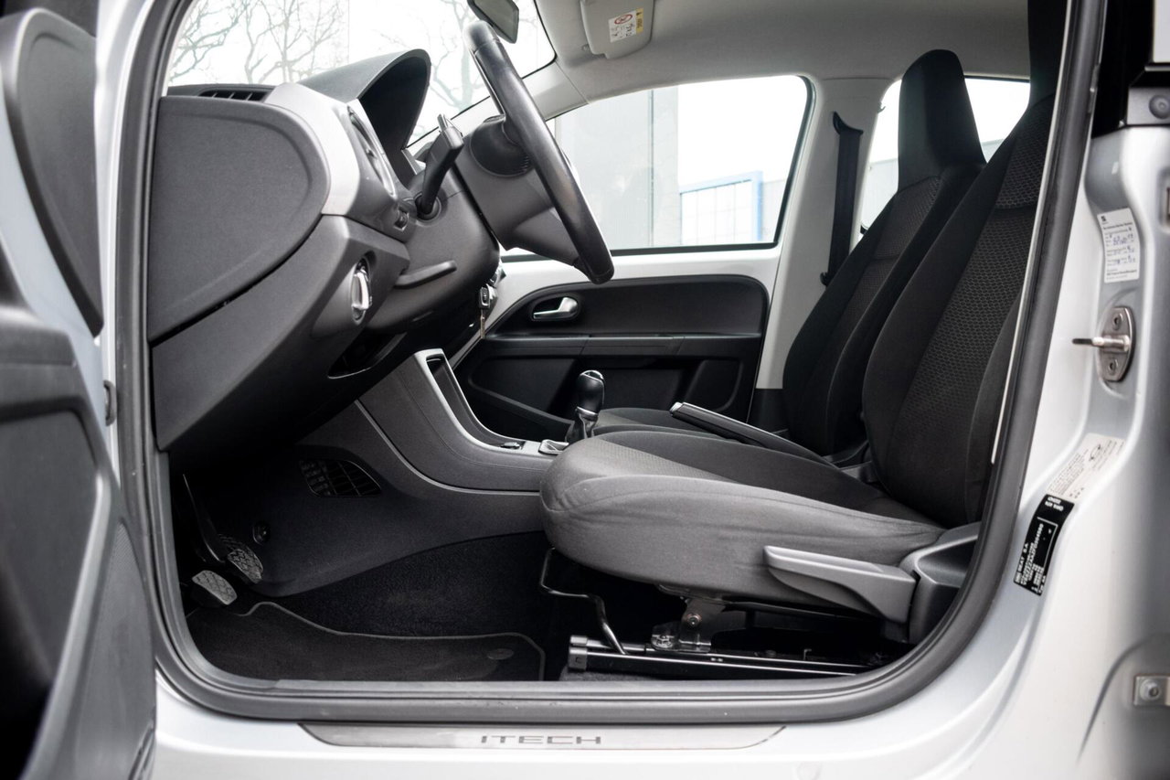 SEAT Mii