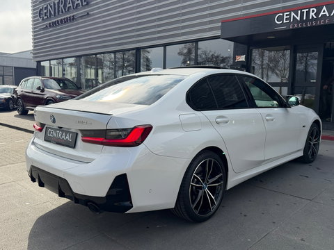 BMW 3-serie 330e xDrive M-Sport Pano|Keyless|HUD|Memory|M-Seats|Carplay|292PK