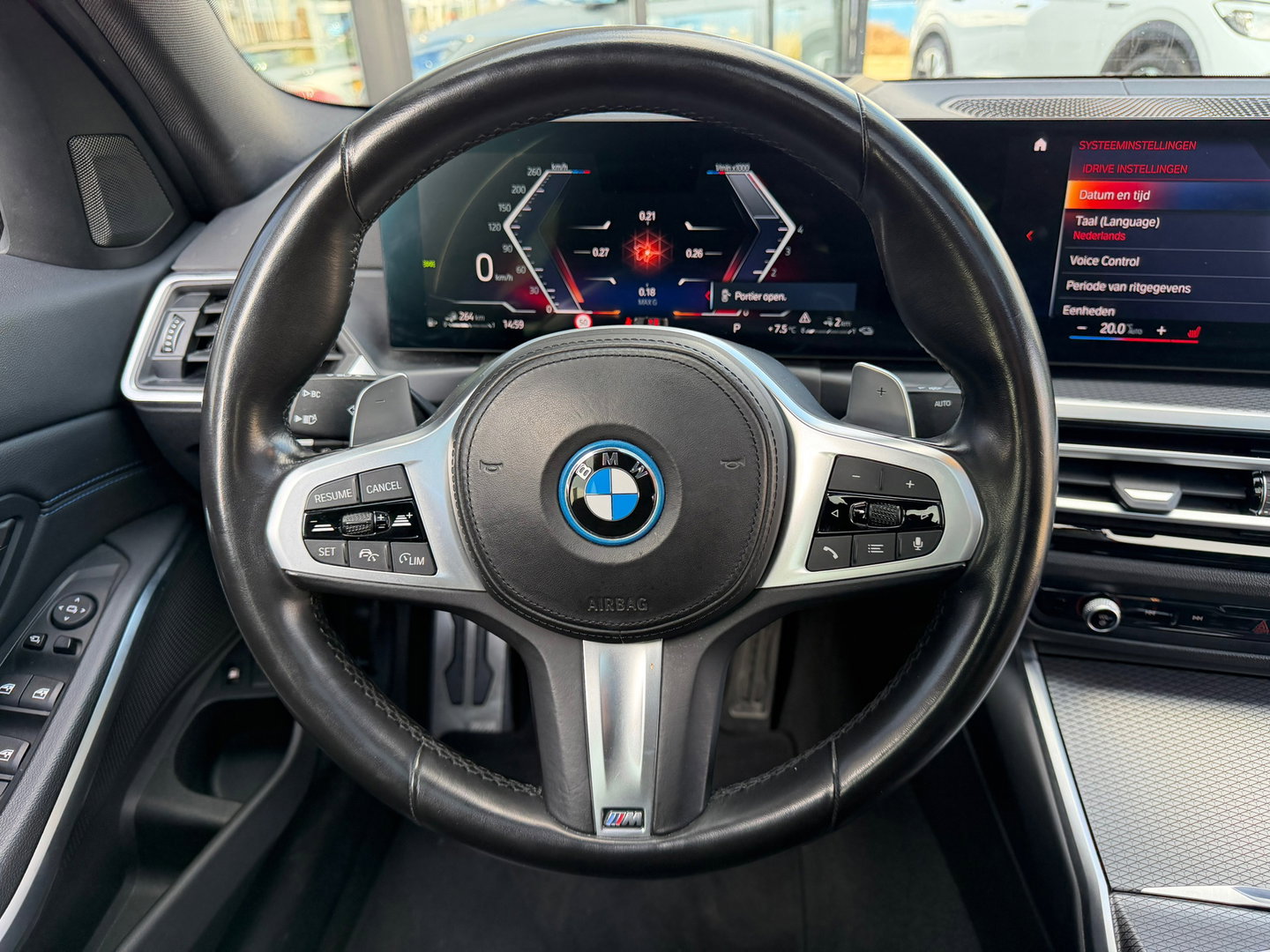 BMW 3-serie 330e xDrive M-Sport Pano|Keyless|HUD|Memory|M-Seats|Carplay|292PK