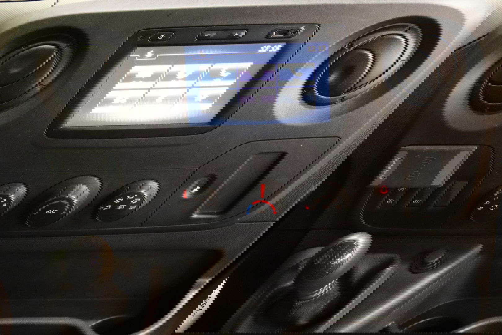 Renault Master 2.3 dCi L2H2 DUBBEL CABINE TREKHAAK Renault Master T35 2.3 dCi L2H2 DUBBEL CABINE TREKHAAK