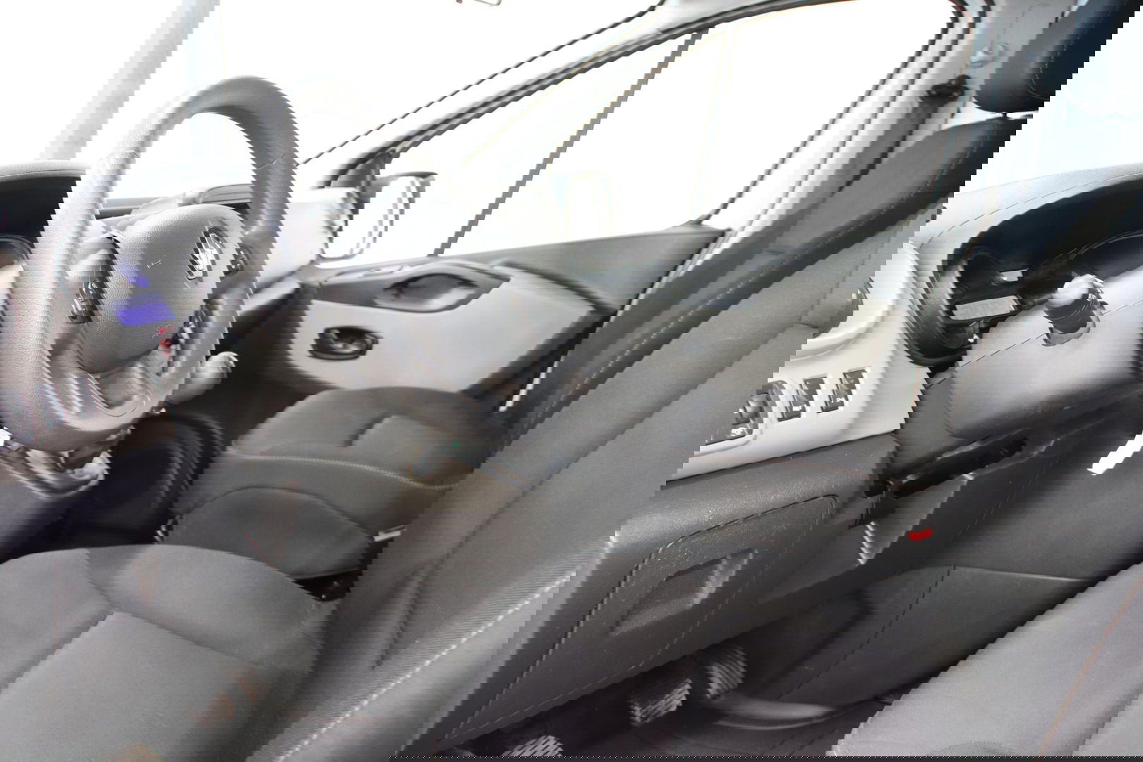 Renault Trafic 1.6 dCi WERKPLAATSINRICHTING AIRCO Renault Trafic 1.6 dCi WERKPLAATSINRICHTING