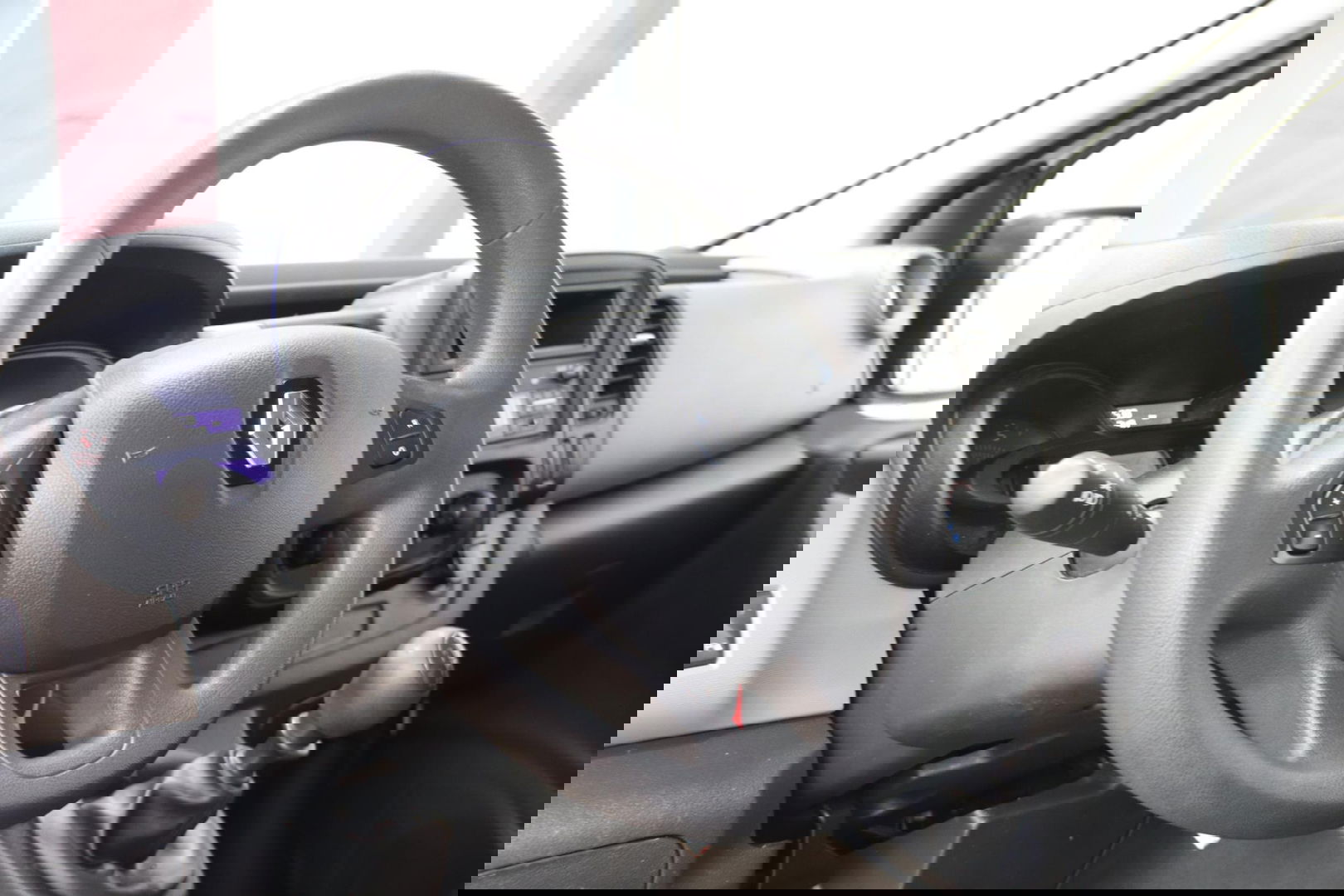 Renault Trafic 1.6 dCi WERKPLAATSINRICHTING AIRCO Renault Trafic 1.6 dCi WERKPLAATSINRICHTING