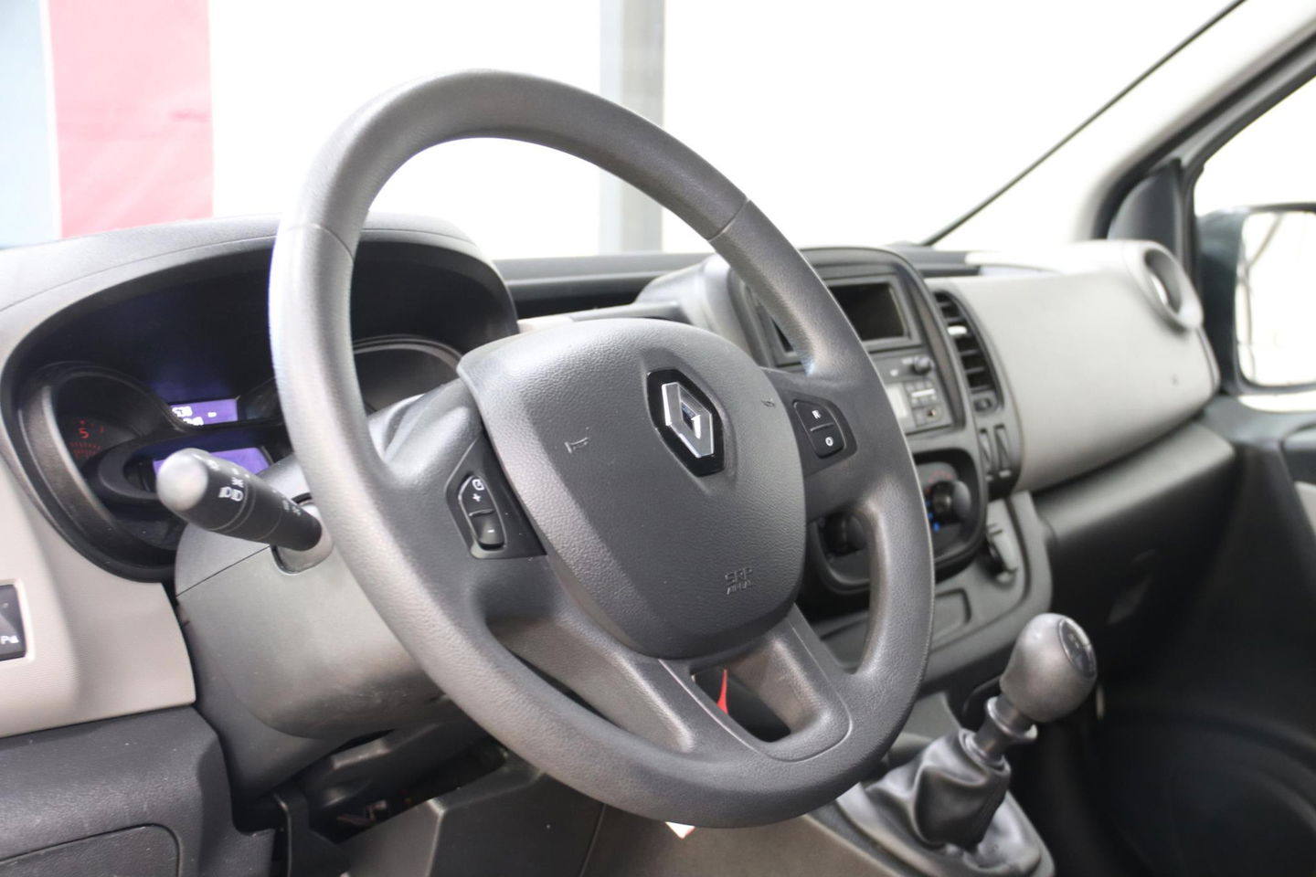 Renault Trafic 1.6 dCi WERKPLAATSINRICHTING AIRCO Renault Trafic 1.6 dCi WERKPLAATSINRICHTING