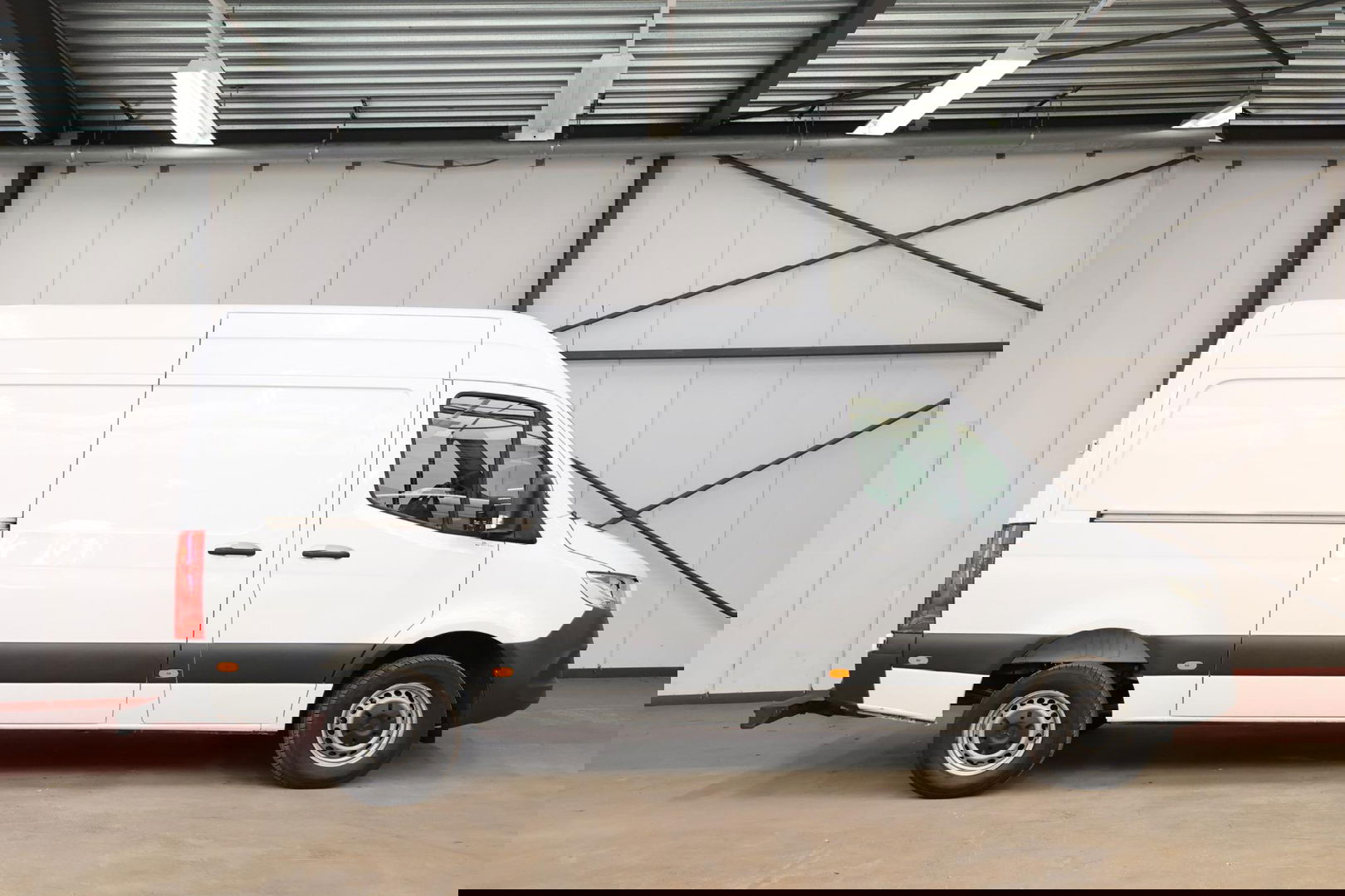 Mercedes-Benz Sprinter 316 2.2 CDI L2H2 AUTOMAAT 3500KG TREKVERMOGEN