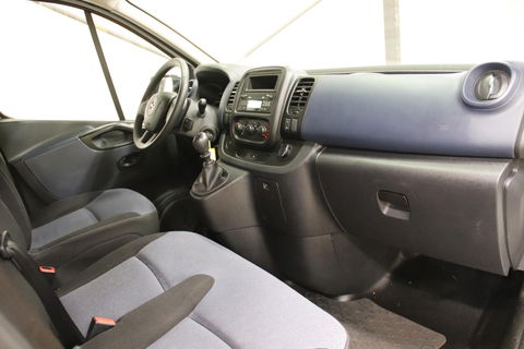 Opel Vivaro Combi 1.6 CDTI PERSONEN VERVOER 9 PERSOONS PERSONENBUS Opel Vivaro Combi 1.6 CDTI PERSONENVERVOER 9 PERSOONS PERSONENBUS