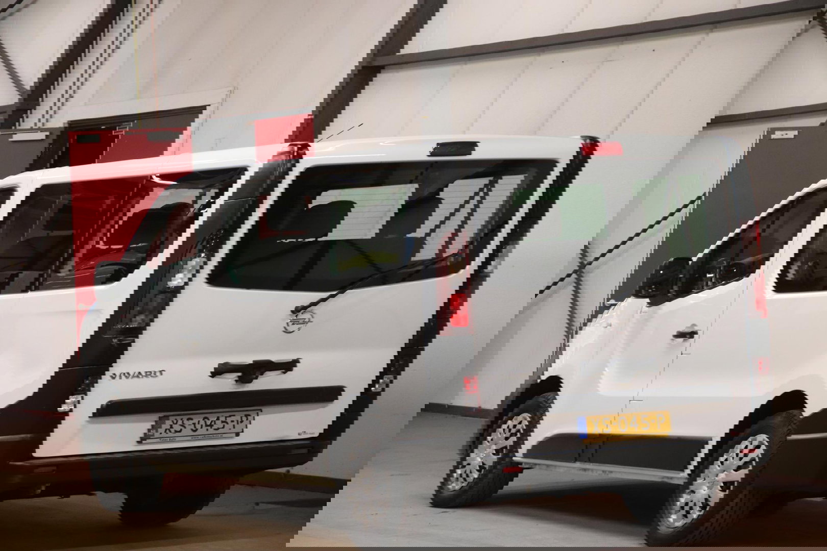 Opel Vivaro Combi 1.6 CDTI PERSONEN VERVOER 9 PERSOONS PERSONENBUS Opel Vivaro Combi 1.6 CDTI PERSONENVERVOER 9 PERSOONS PERSONENBUS