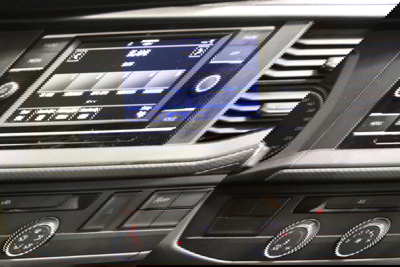 Volkswagen Transporter 2.0 TDI L2H1 LANG EURO 6 ACHTERUITRIJCAMERA Volkswagen Transporter 2.0 TDI L2H1 EURO 6 ACHTERUITRIJCAMERA