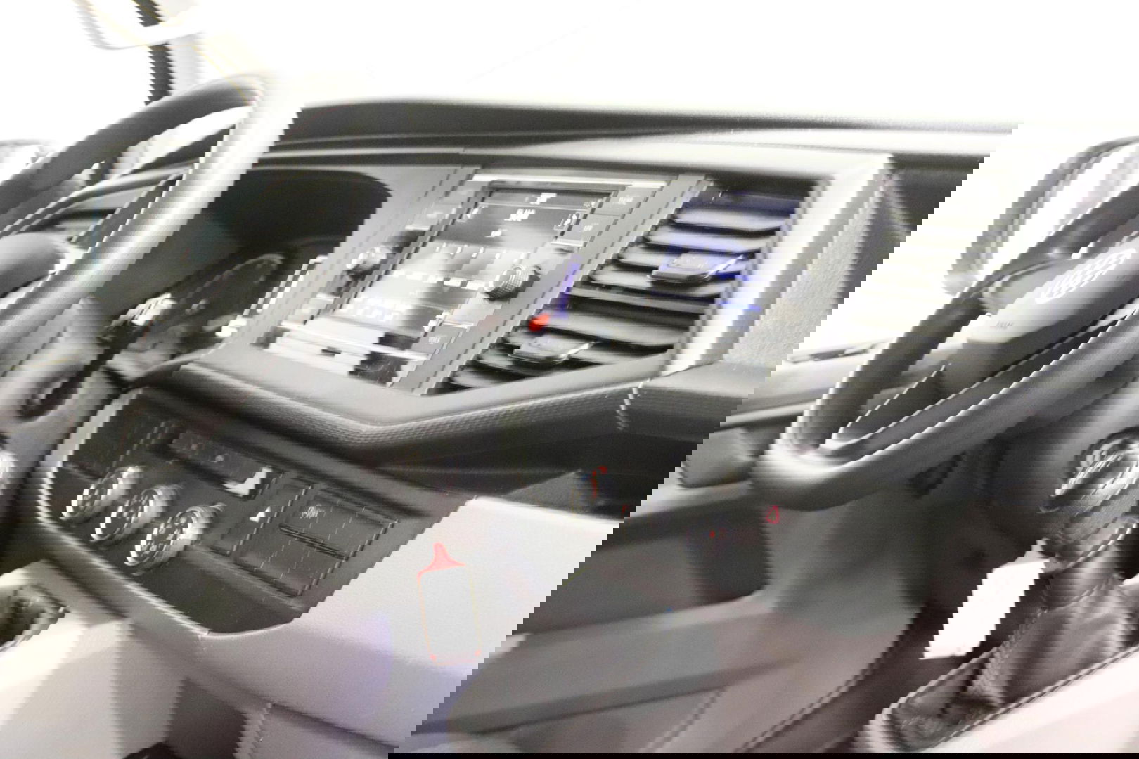 Volkswagen Transporter 2.0 TDI L2H1 LANG EURO 6 ACHTERUITRIJCAMERA Volkswagen Transporter 2.0 TDI L2H1 EURO 6 ACHTERUITRIJCAMERA