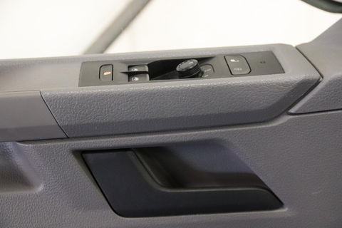 Volkswagen Transporter 2.0 TDI L2H1 LANG EURO 6 ACHTERUITRIJCAMERA Volkswagen Transporter 2.0 TDI L2H1 EURO 6 ACHTERUITRIJCAMERA