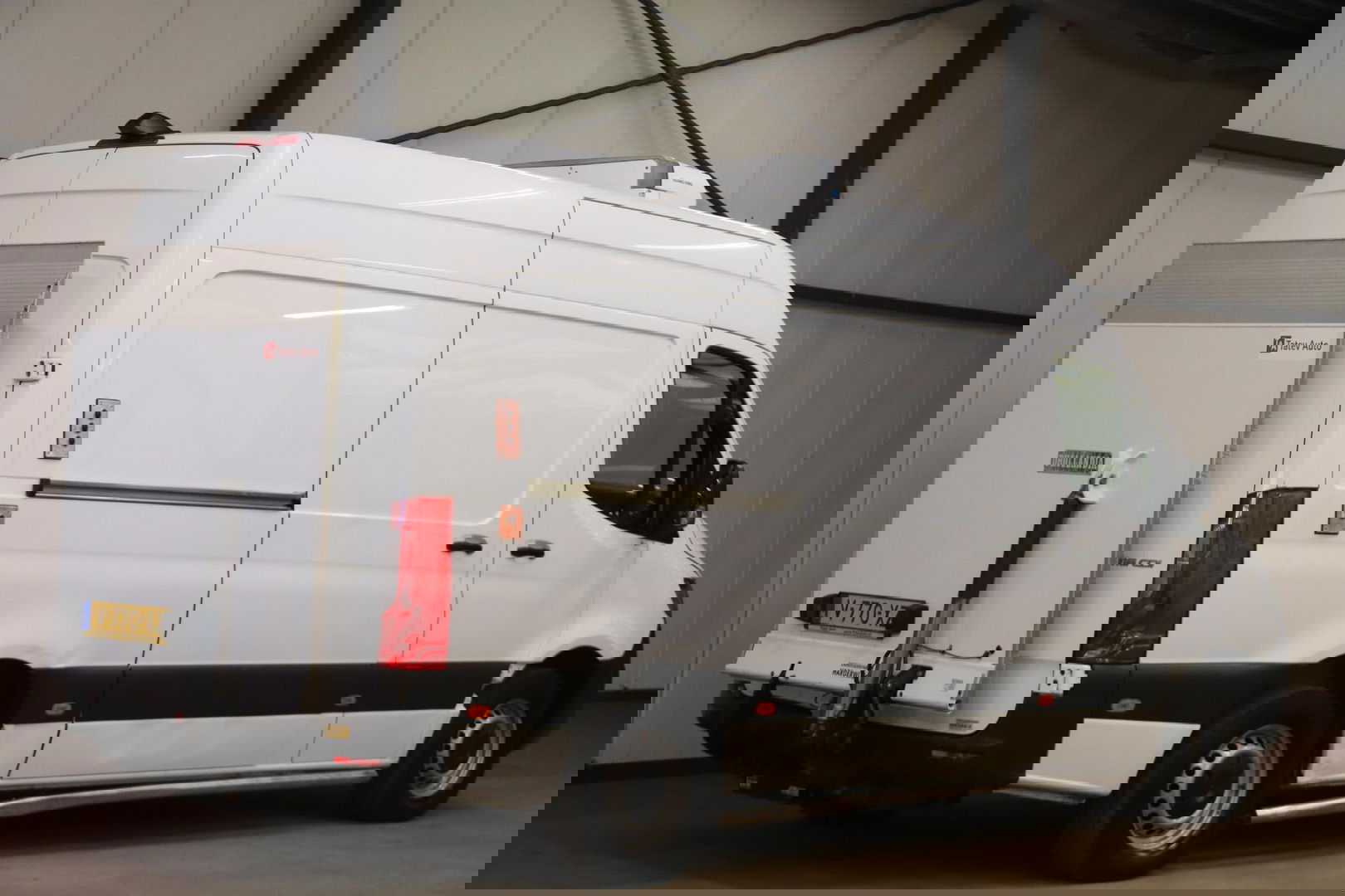 Mercedes-Benz Sprinter 316 L2H2 KOELWAGEN VRIESAUTO MET LAADKLEP