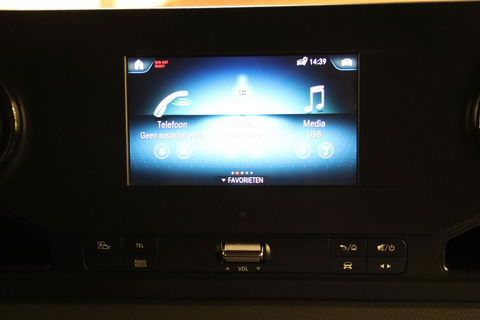 Mercedes-Benz Sprinter 316 L2H2 KOELWAGEN VRIESAUTO MET LAADKLEP