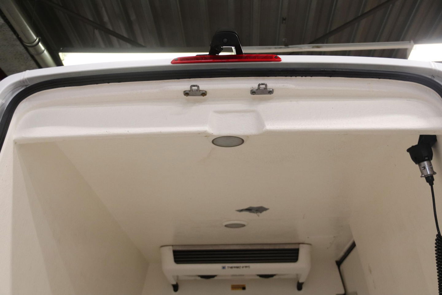 Mercedes-Benz Sprinter 316 L2H2 KOELWAGEN VRIESAUTO MET LAADKLEP