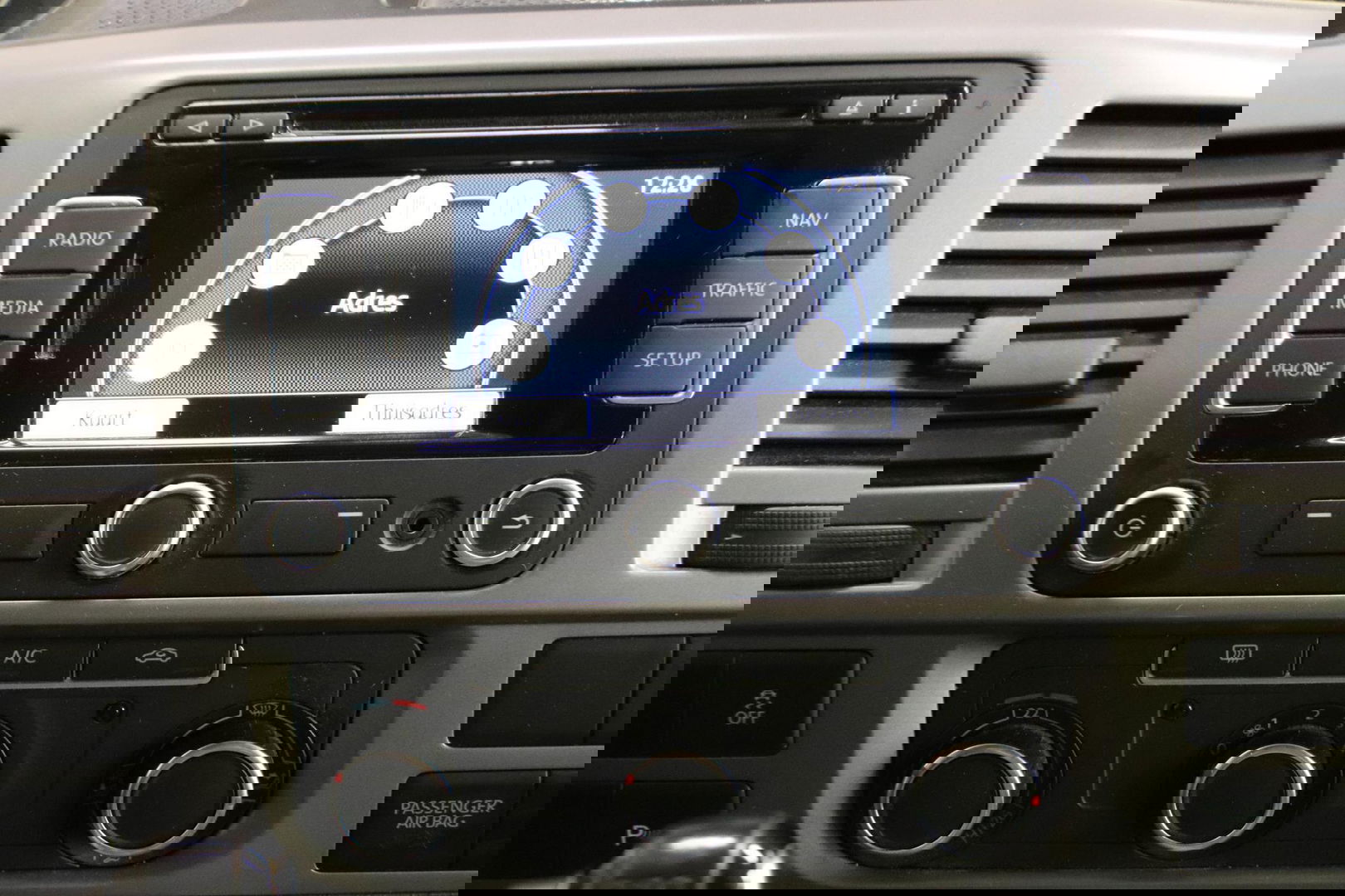 Volkswagen Transporter 2.0 TDI AUTOMAAT DSG AIRCO TREKHAAK LUXE Volkswagen Transporter 2.0 TDI AUTOMAAT DSG AIRCO TREKHAAK