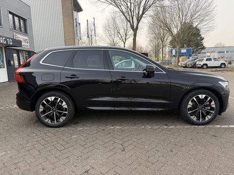 Volvo XC60 2.0 T6 Plug-in hybrid AWD Ultra Bright Luchtvering l Trekhaak l 360