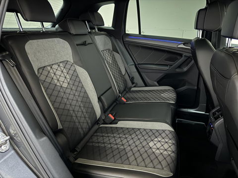 Volkswagen Tiguan 1.4 TSI eHybrid Black Style R-Line Pano Sfeer HUD Trekh.