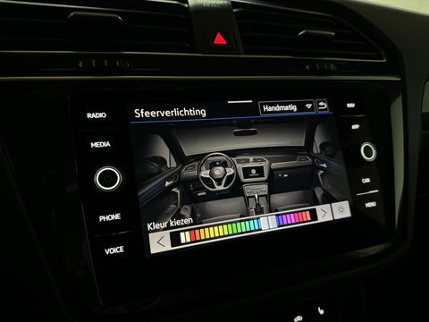 Volkswagen Tiguan 1.4 TSI eHybrid Black Style R-Line Pano Sfeer HUD Trekh.