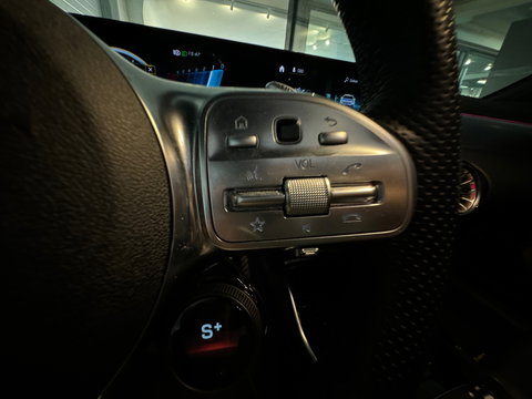 Mercedes-Benz A-Klasse AMG 35 4M Premium+ Pano|Memory|Aero