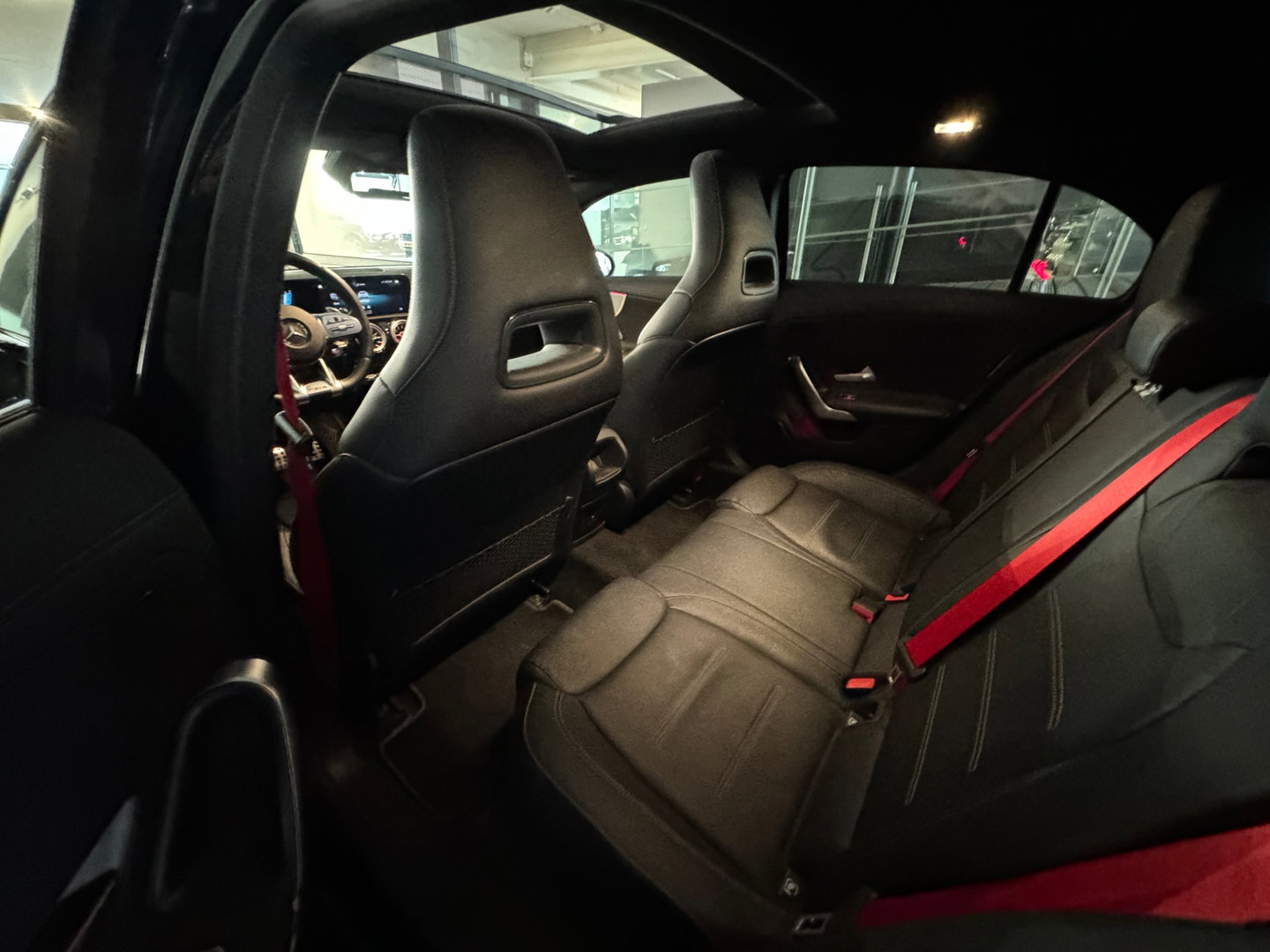 Mercedes-Benz A-Klasse AMG 35 4M Premium+ Pano|Memory|Aero