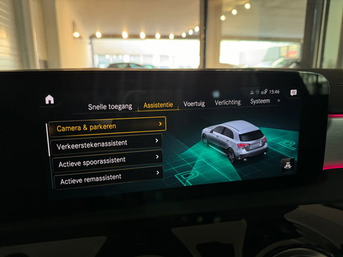 Mercedes-Benz A-Klasse AMG 35 4M Premium+ Pano|Memory|Aero