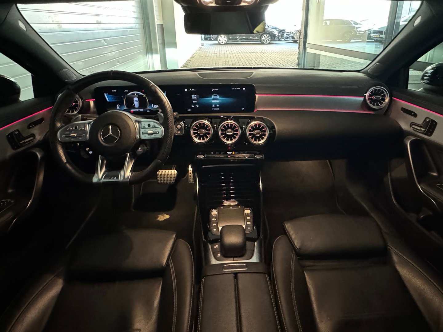 Mercedes-Benz A-Klasse AMG 35 4M Premium+ Pano|Memory|Aero