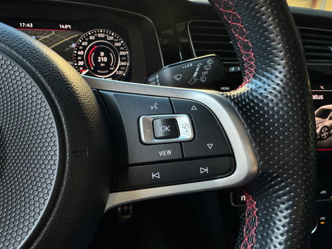 Volkswagen Golf 2.0 TSI GTI TCR Pano|Keyles|Akrapovic|Dynaudio