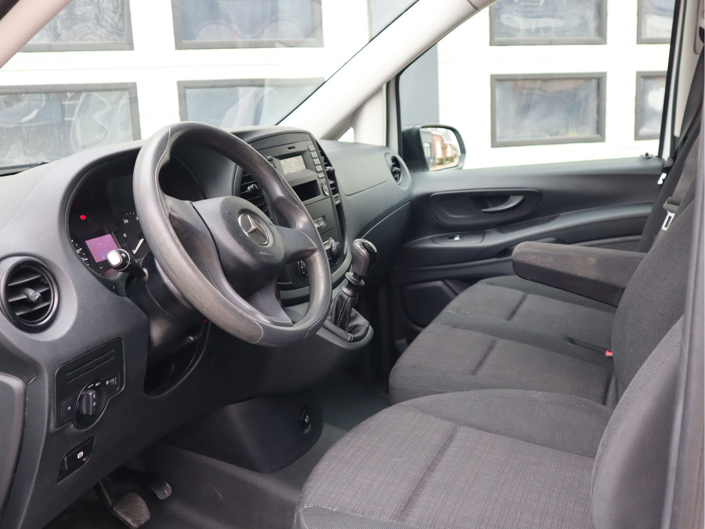 Mercedes-Benz Vito 111 CDI Euro 6 L2 Lang - Airco - A. Deuren - Trekhaak