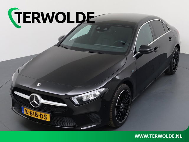 Mercedes-Benz A-Klasse - 250 e Business Solution Luxury Limited | Lederen Bekl. | Stoelverw. | Set Winterwiel |