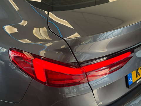 BMW 2 Serie Gran Coupé 218i Executive Edition M-Sport Shadow Line PDC Panoramadak LED 24 Maanden garantie* (Vraag naar de voorwaarden)