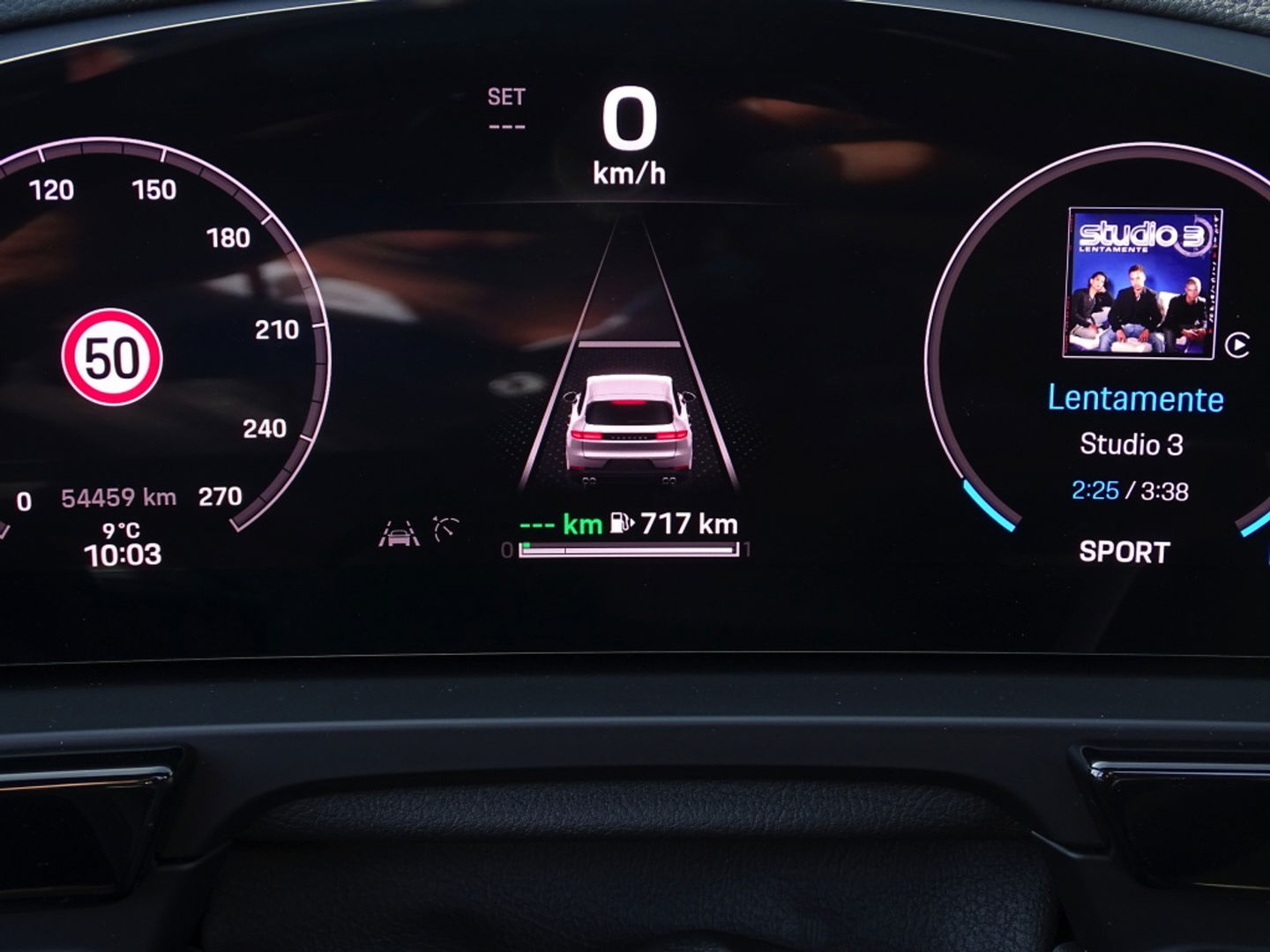 Porsche Cayenne 3.0 E-Hybrid 470PK / Sport Design / Bose / 2024 / ACC