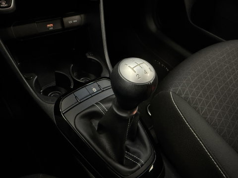 Kia Picanto 1.0 DPi DynamicPlusLine Navigatie Lmv CruiseControl 24 Maanden garantie* (Vraag naar de voorwaarden)