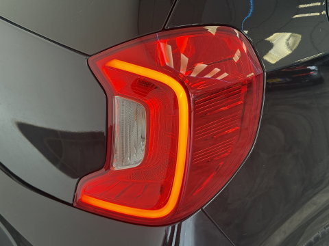 Kia Picanto 1.0 DPi DynamicPlusLine Navigatie Lmv CruiseControl 24 Maanden garantie* (Vraag naar de voorwaarden)