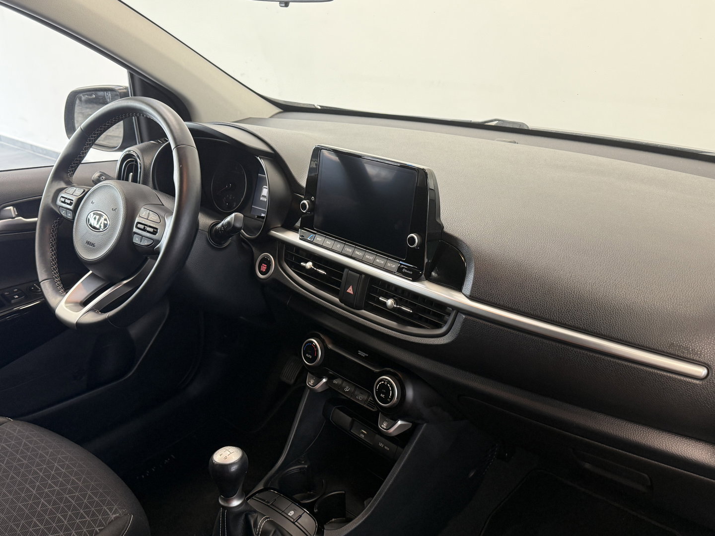 Kia Picanto 1.0 DPi DynamicPlusLine Navigatie Lmv CruiseControl 24 Maanden garantie* (Vraag naar de voorwaarden)