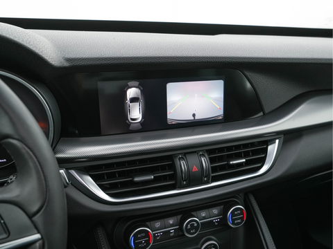 Alfa Romeo Stelvio 2.2d AWD Q4 Super Aut. *PANO | LEATHER | BI-XENON | MEMORY-PACK | HARMAN/KARDON | BLINDSPOT | CAMERA | DAB+ | NAVI-FULLMAP | HEATED-SPORTSEATS | ECC | ADAPTIVE-CRUISE | PDC | PRIVACYGLASS | TOWBAR | 19"ALU*