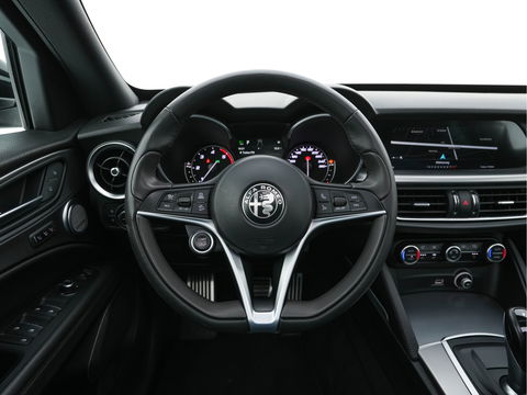 Alfa Romeo Stelvio 2.2d AWD Q4 Super Aut. *PANO | LEATHER | BI-XENON | MEMORY-PACK | HARMAN/KARDON | BLINDSPOT | CAMERA | DAB+ | NAVI-FULLMAP | HEATED-SPORTSEATS | ECC | ADAPTIVE-CRUISE | PDC | PRIVACYGLASS | TOWBAR | 19"ALU*