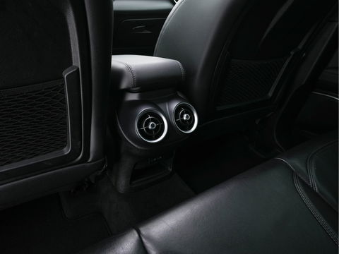 Alfa Romeo Stelvio 2.2d AWD Q4 Super Aut. *PANO | LEATHER | BI-XENON | MEMORY-PACK | HARMAN/KARDON | BLINDSPOT | CAMERA | DAB+ | NAVI-FULLMAP | HEATED-SPORTSEATS | ECC | ADAPTIVE-CRUISE | PDC | PRIVACYGLASS | TOWBAR | 19"ALU*