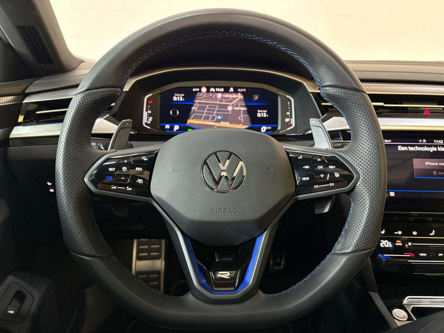 Volkswagen Arteon R, Full options, Pano, HUD, Sfeer