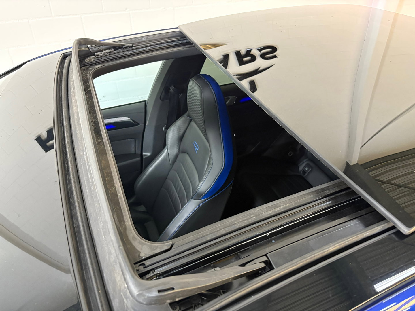 Volkswagen Arteon R, Full options, Pano, HUD, Sfeer