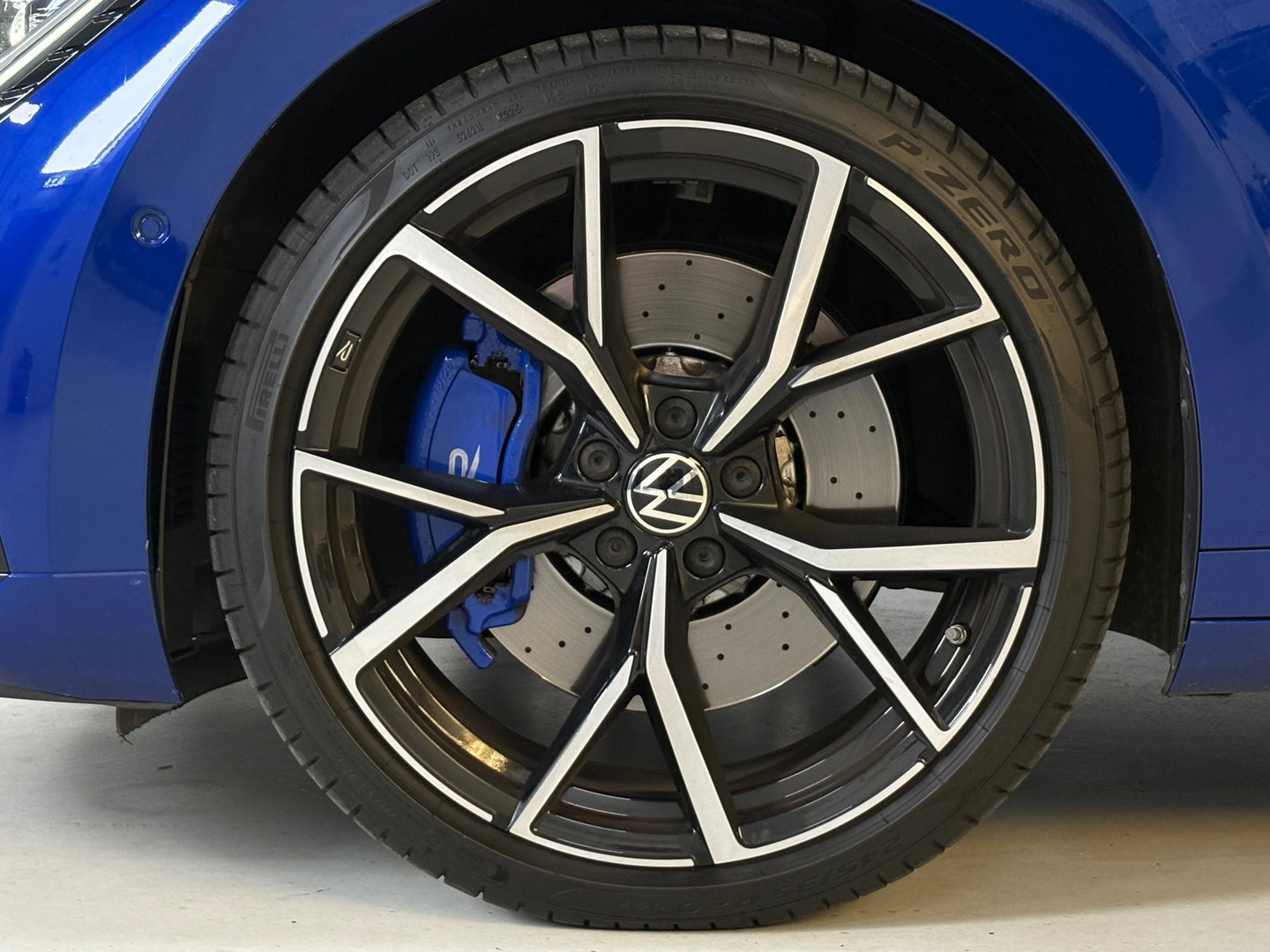 Volkswagen Arteon R, Full options, Pano, HUD, Sfeer