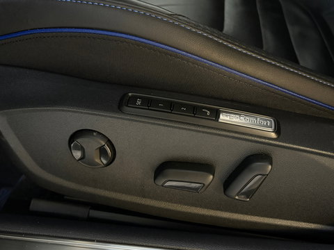 Volkswagen Arteon R, Full options, Pano, HUD, Sfeer