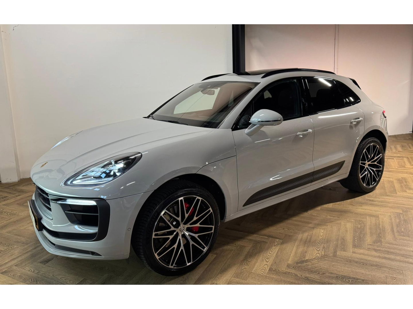Porsche Macan 2.9 S PANO KEYLESS CAM