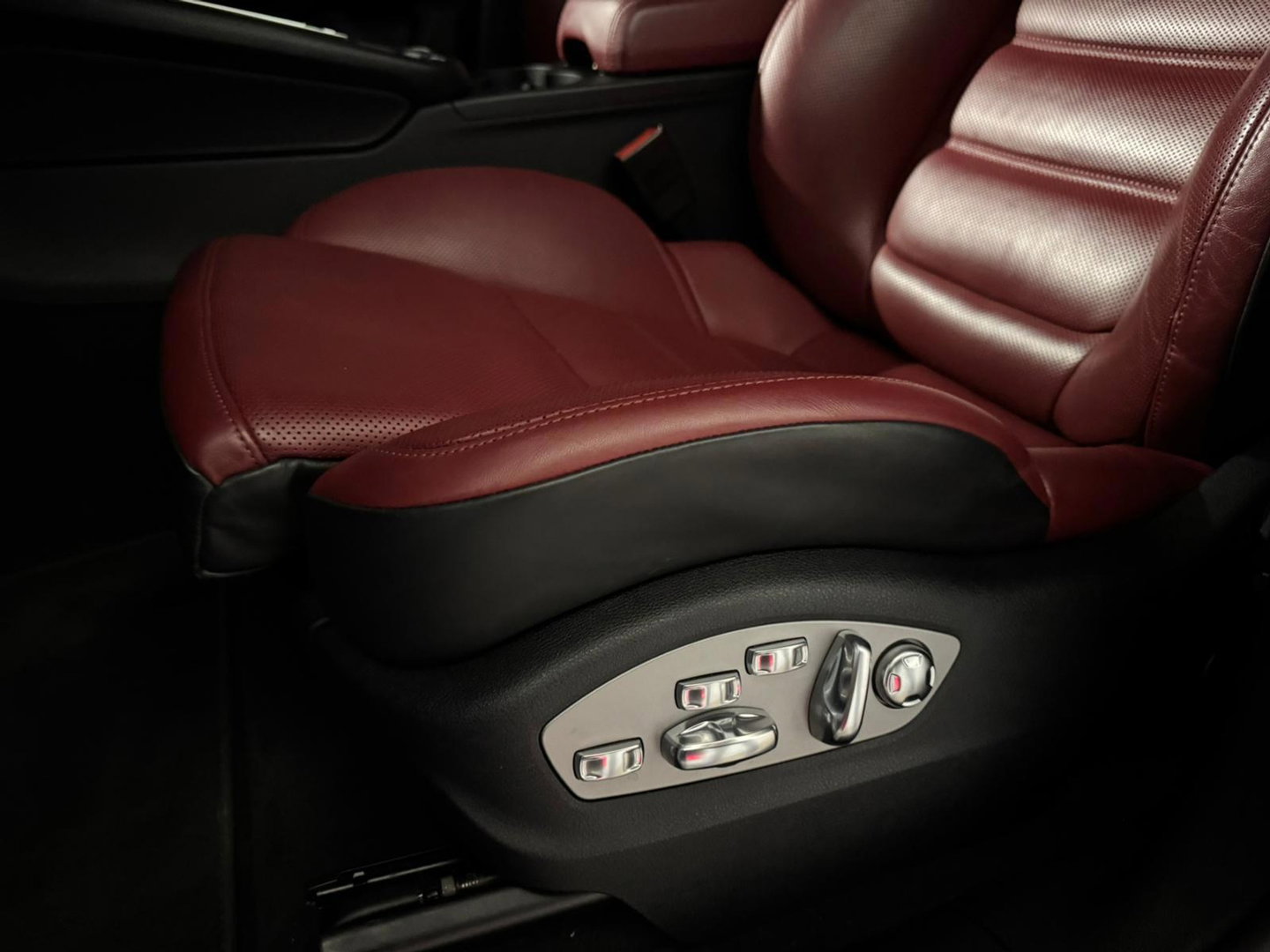 Porsche Macan 2.9 S PANO KEYLESS CAM