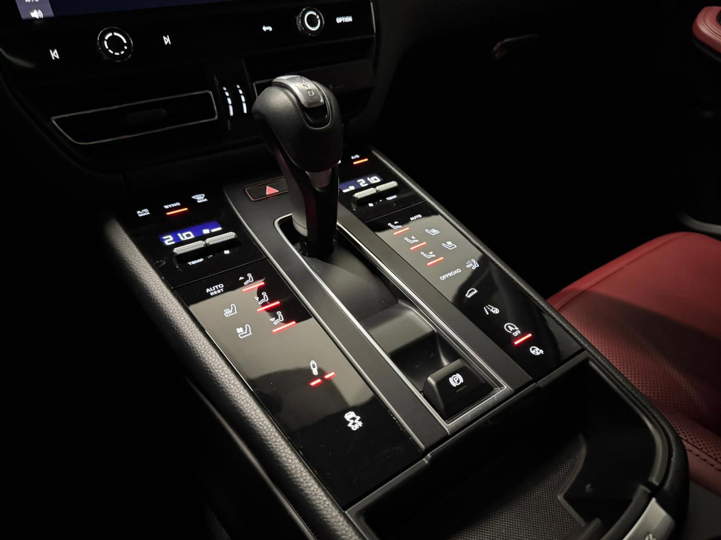 Porsche Macan 2.9 S PANO KEYLESS CAM