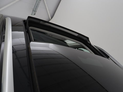 Volkswagen Tiguan 1.4 TSI eHybrid Comfortline | SOH 87% | Panoramadak | Camera | Carplay | Adaptive cruise | Keyless | Navigatie | Full LED | Climate control | Virtual Cockpit | Sfeerverlichting | PHEV | Plug In