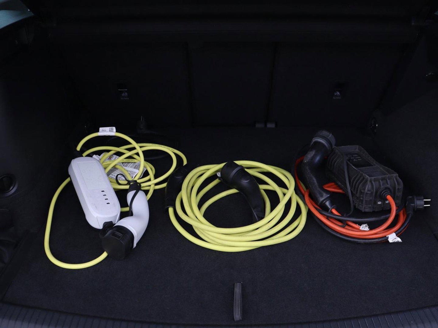 Volkswagen Tiguan 1.4 TSI eHybrid Comfortline | SOH 87% | Panoramadak | Camera | Carplay | Adaptive cruise | Keyless | Navigatie | Full LED | Climate control | Virtual Cockpit | Sfeerverlichting | PHEV | Plug In