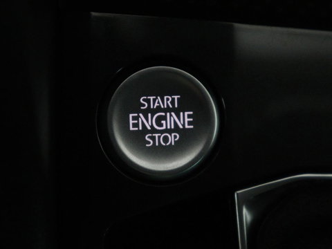 Volkswagen Tiguan 1.4 TSI eHybrid Comfortline | SOH 87% | Panoramadak | Camera | Carplay | Adaptive cruise | Keyless | Navigatie | Full LED | Climate control | Virtual Cockpit | Sfeerverlichting | PHEV | Plug In